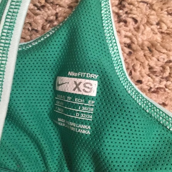 Nike dri fit XS Womens racerback Athletic Wear Top - Picture 5 of 5